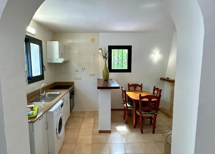 Tosalet - Btb Villa *